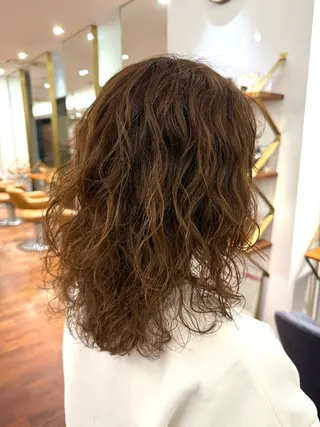 ミディアム 大前 斗夢/髪質改善 /艶感カラー/パーマのヘアスタイル