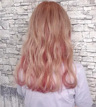 ロング L'wis所属・🪄🫧ハイトーン/ 乙津茜🐰L'wisのヘアスタイル