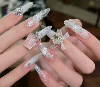 ネイル D-BEAUTY Nailsalonのネイルデザイン