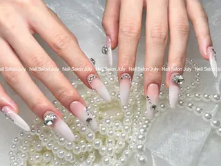 ネイル July モモのネイルデザイン