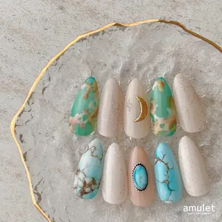 ネイル amulet TOMOMIのネイルデザイン