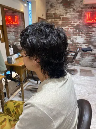 ミディアム パーマ メンズ すずき なぎさ☀️のヘアスタイル