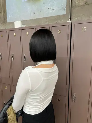 ショート カラー era所属・azumi/ボブ/暖 色/オリーブ/縮毛のヘアスタイル