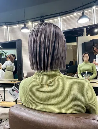 ショート 山影✨バレイヤージュ ハイライト✨メンズ◎のヘアスタイル