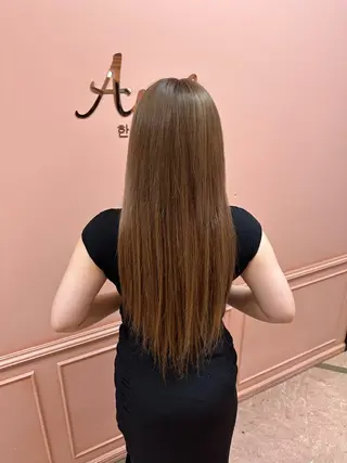 艶暖色/ベージュ SAKI💜のヘアスタイル