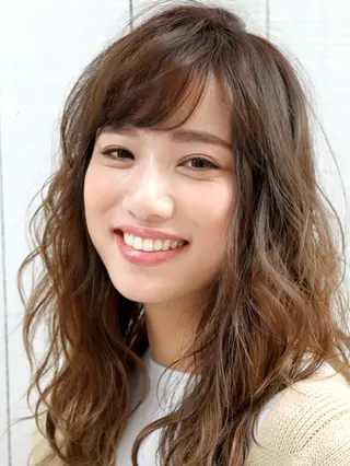 セミロング カラー パーマ nao*c北大和店 スタイリスト担当のヘアスタイル