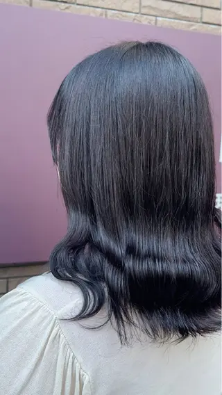 セミロング カラー 飯塚 優希のヘアスタイル