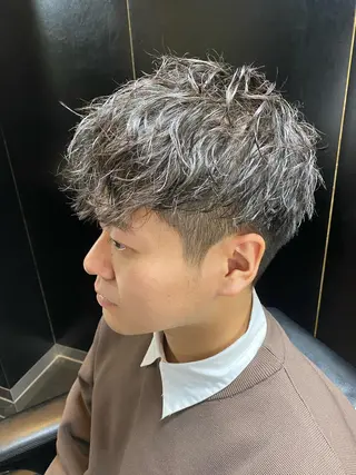 メンズ プレミアムバーバーヒロ銀座所属・成田 知佳のヘアスタイル