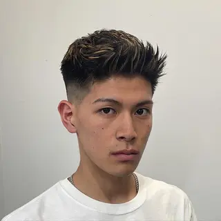 ショート カラー パーマ ヘアアレンジ メンズ キッズ ネイル マツエク・マツパ アイブロウ メンズ専門/パーマ/ フェード/みづきのヘアスタイル