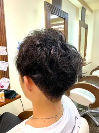ショート パーマ メンズ 加藤 瑠美のヘアスタイル