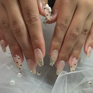 ネイル Noir Haatoのネイルデザイン