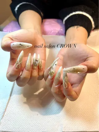 ネイル nail salon CROWNのネイルデザイン