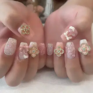 ネイル 💎🐰 saki. m 🐰💎のネイルデザイン