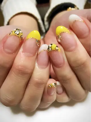 ネイル 木槿所属・吉冨 光恵のネイルデザイン