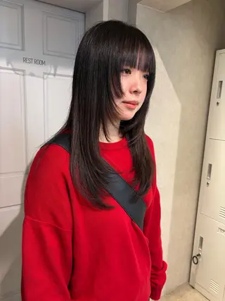 セミロング カラー ナチュラル透明感🌱 小山美樹子のヘアスタイル