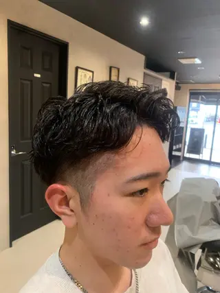 ショート メンズ 居原 凜太郎のヘアスタイル