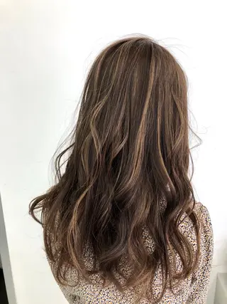 ロング カラー 岩崎 裕司のヘアスタイル