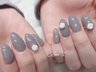 ネイル 芦辺 香奈のネイルデザイン