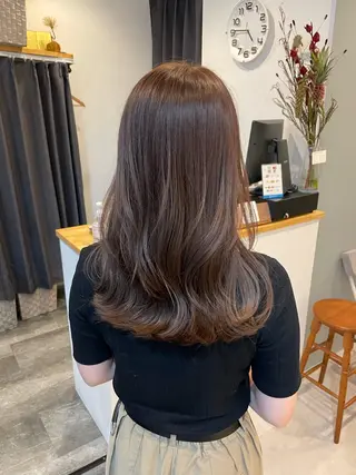 ロング カラー 里田 実奈美のヘアスタイル