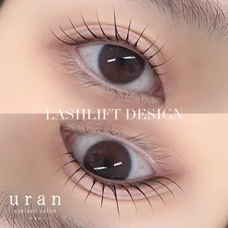 マツエク・マツパ eyelash salon uran所属・uran − ウラン　−のマツエク・マツパデザイン