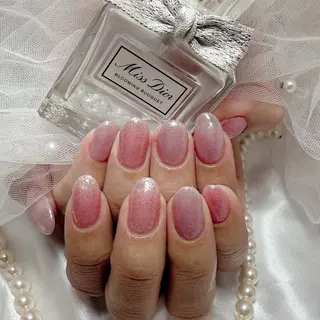 ショート Conjunim MAMI🎀✨のネイルデザイン