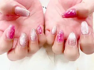ネイル ビアンカ上野店 中島　せり菜のネイルデザイン