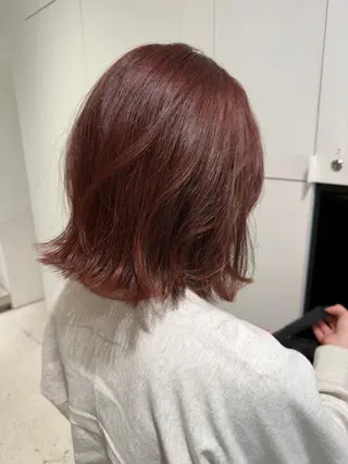 カラー MAO SHIRATOのヘアスタイル