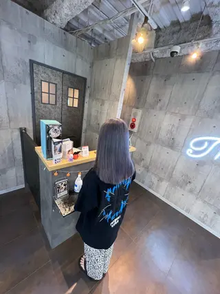 ミディアム スワイプするのちょっ と待った艶髪/透明感のヘアスタイル