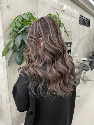 ロング カラー LINOET名古屋所属・齋藤 梨乃のヘアスタイル