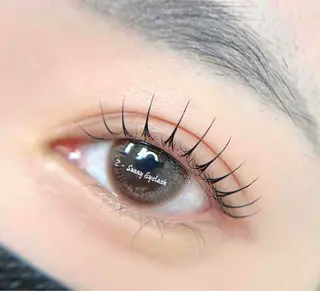 パーマ Z • Sunny eyelash 【ゼットサニーエアラシュン】所属・Yuki Yukiのマツエク・マツパデザイン