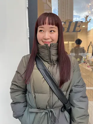 カラー 安食 友哉のヘアスタイル