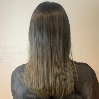 ロング カラー director tatsukiのヘアスタイル