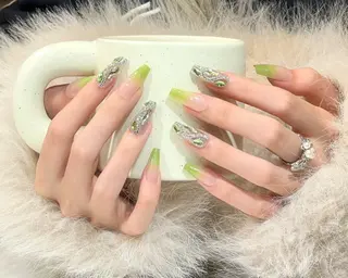 ネイル 小方 サトミのネイルデザイン