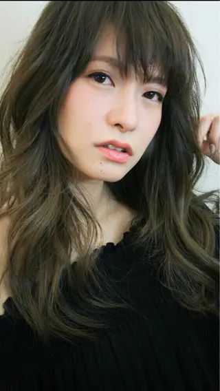 ロング カラー 山本 芳喜のヘアスタイル