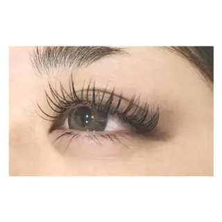 マツエク・マツパ Nana .のマツエク・マツパデザイン