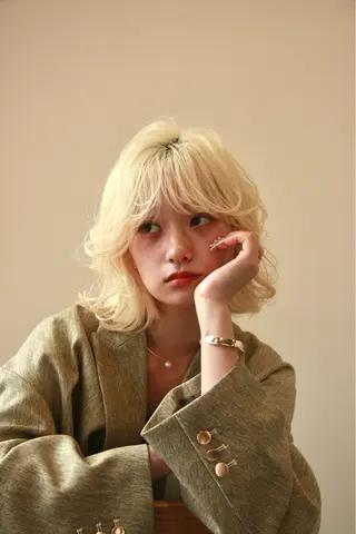 ミディアム SiSTA 自由が丘所属・自由ヶ丘 ボブ/ショートのヘアスタイル