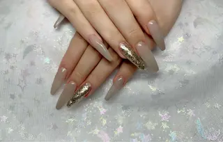 ネイル ガールネイルサロン所属・ガール　ネイルサロン 垣内　英里のネイルデザイン