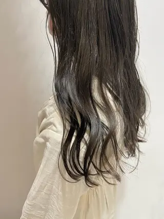 ロング カラー 🐺ウルフ/レイヤー 似合わせ‎🤍沙羅のヘアスタイル