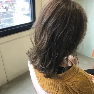 ミディアム カラー 中村 瑞希のヘアスタイル