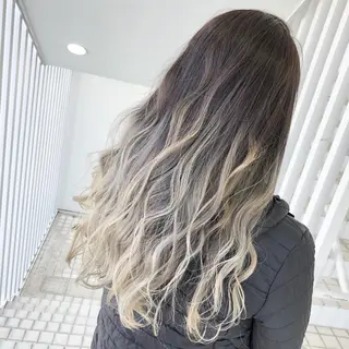 ロング カラー 佐々木 好乃のヘアスタイル