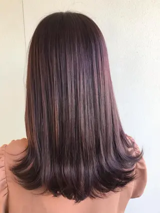 ミディアム 佐山 聖玲奈のヘアスタイル