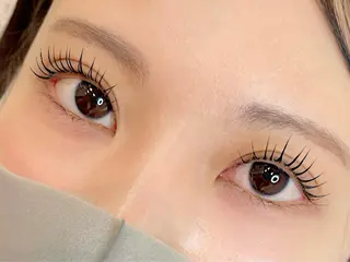 マツエク・マツパ sara lazo 県病院前のマツエク・マツパデザイン