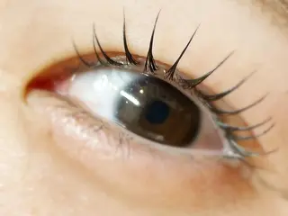 マツエク・マツパ komatsu eyelash恵比寿のマツエク・マツパデザイン