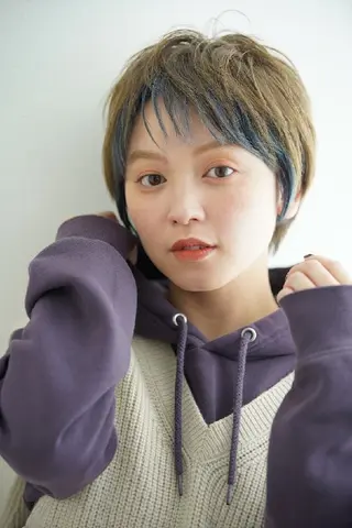 ショート カラー 特別価格で営業中‼️ レム髪質改善のヘアスタイル