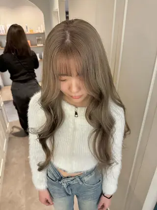 カラー 透明感ある艶カラー / KAKOのヘアスタイル