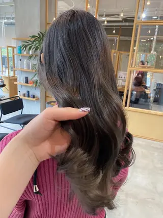 ロング 🌼FERIA梅田 shiho🌼のヘアスタイル