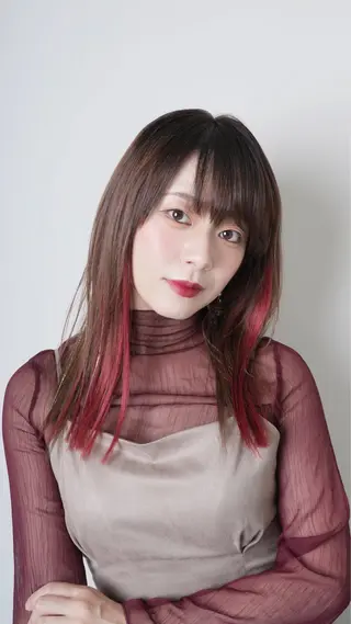 ミディアム ヘアアレンジ 推し活専用 【派手髪】飯野ゆかりのヘアスタイル