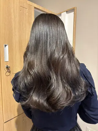 セミロング カラー LOREN ちひろのヘアスタイル