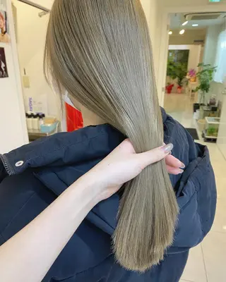 ロング カラー ヘアアレンジ マツエク・マツパ アイブロウ Noah's　Ark所属・透明感カラー🫧ヘア セット🫧松本菜月の眉毛・アイブロウイメージ