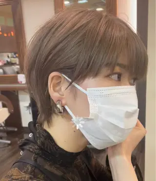 ショート カラー 古指 匠巳のヘアスタイル